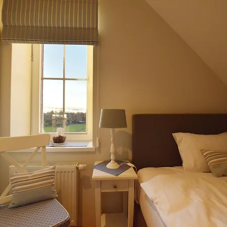 Charming Fens Family Home, Cleaning Included * وايمس