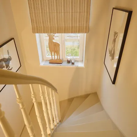 Charming Fens Family Home, Cleaning Included بيت للعطل