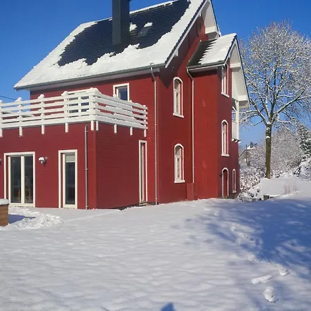 Charming Fens Family Home, Cleaning Included *